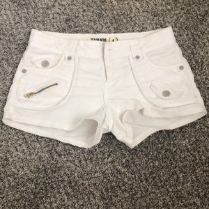 Zanadi white shorts
